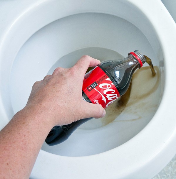 Cola Cleaning
