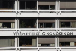 Read more about the article Πάνω από 8,2 δισ. ευρώ καταβλήθηκαν στους σεισμοπαθείς του 2020-21