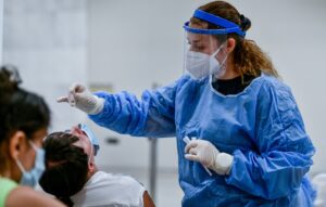 Read more about the article Σε 43 σημεία τα δωρεάν rapid test την Κυριακή – Ascending.gr