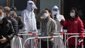 Read more about the article Τι συμβαίνει στην Κίνα με τον κορωνοϊό; Σε lockdown 9 εκατ. πολίτες λόγω έξαρσης της πανδημίας